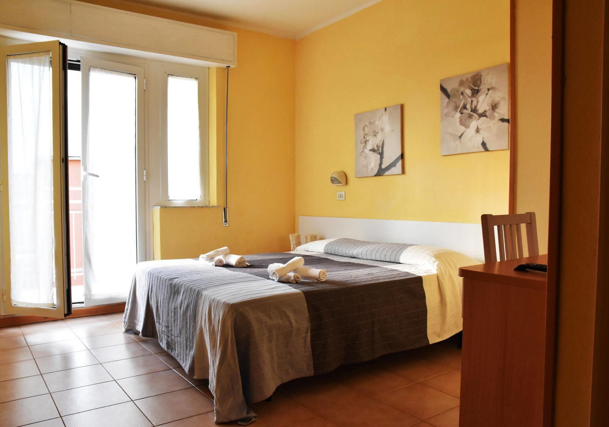 Hotel Graziella Bellaria-Igea Marina Esterno foto